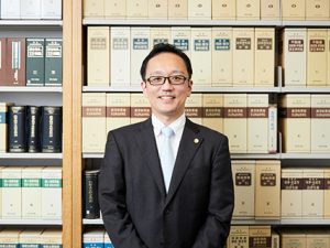 友成 亮太