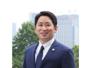 湯山 亮介(ゆやま りょうすけ)