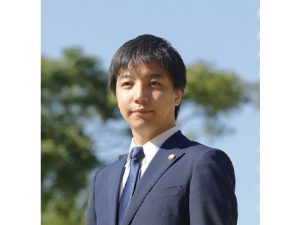 岡本 健佑(おかもと けんすけ)